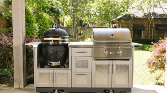 Coyote-Grill-with-Asado-Smoker-70